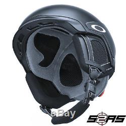 2018 Oakley Mod 3 Helmet with MIPS Technology (Matte Black)