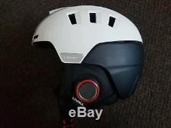 BRAND NEW white Livall Rs1 Smart ski / snowboard Helmet Size 57-61 cm