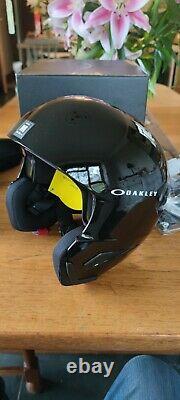 Brand new Oakley Arc5 Pro ski/snowboard helmet elite MEDIUM SIZE blackout