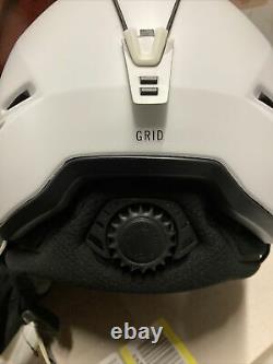 Giro GRID MIPS Spherical Adult Large Snow Ski Snowboarding Helmet Light Grey