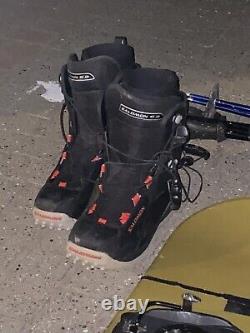 Joblot 2x Snowboards 3x Pair Of Skis 3x Pairs Poles 2x Boots 2x Helmets