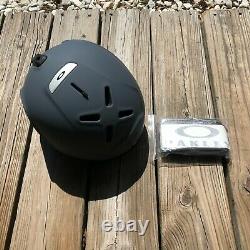 NEW OAKLEY MOD 3 Mod3 MIPS Skiing Snowboarding HELMET Forged Iron Size M Gray
