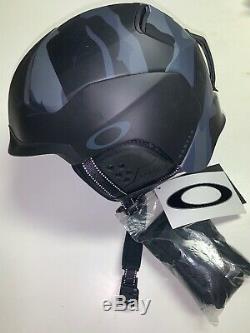 New Large Oakley MOD5 Snow Helmet Night Camo Boa Med Ski Matte