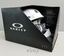 Oakley MOD5 Factory Pilot Matte White Snow Helmet Size Small New
