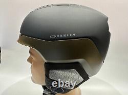 Oakley MOD5 MIPS Ski + Snowboard Helmet Blackout + Line Miner goggle
