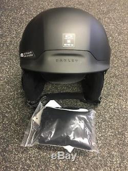 Oakley Mod 5 Mens Helmet Ski Matte Black Size Medium 55-59cm