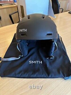 Casque de ski et de snowboard Smith Mission MIPS XL en noir mat